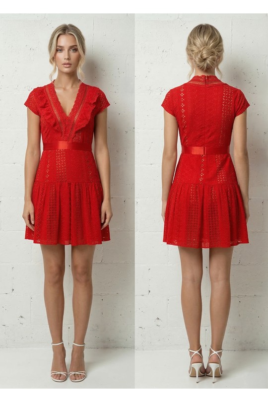 Robes courtes Femme Rouge Lily Mcbee Robe Courte Rouge Dentelle Volants et Encolure V 5402 Efashion Paris