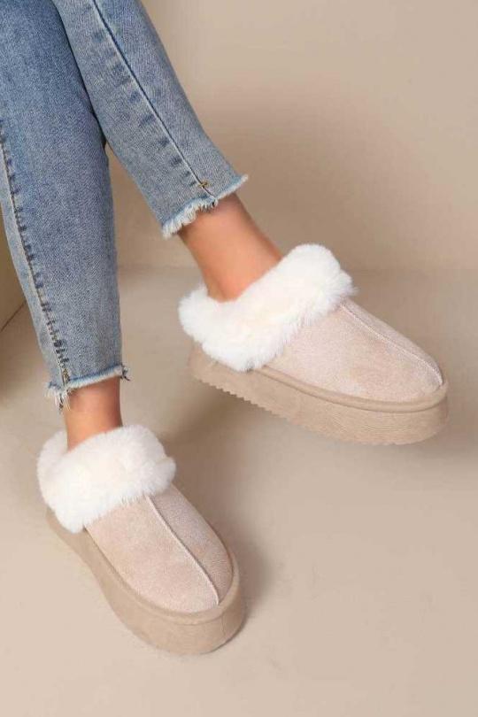 Chaussons, pantoufles Chaussures Beige WS Shoes UA-2051 Efashion Paris