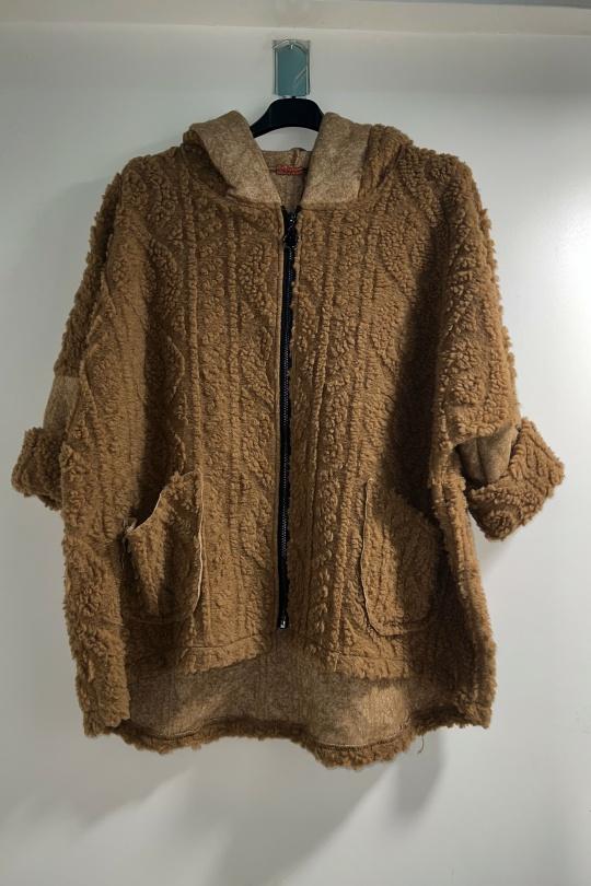 Manteaux Femme 10299PE-CAMEL HAPPY LOVE | Efashion Paris sur eFashion.