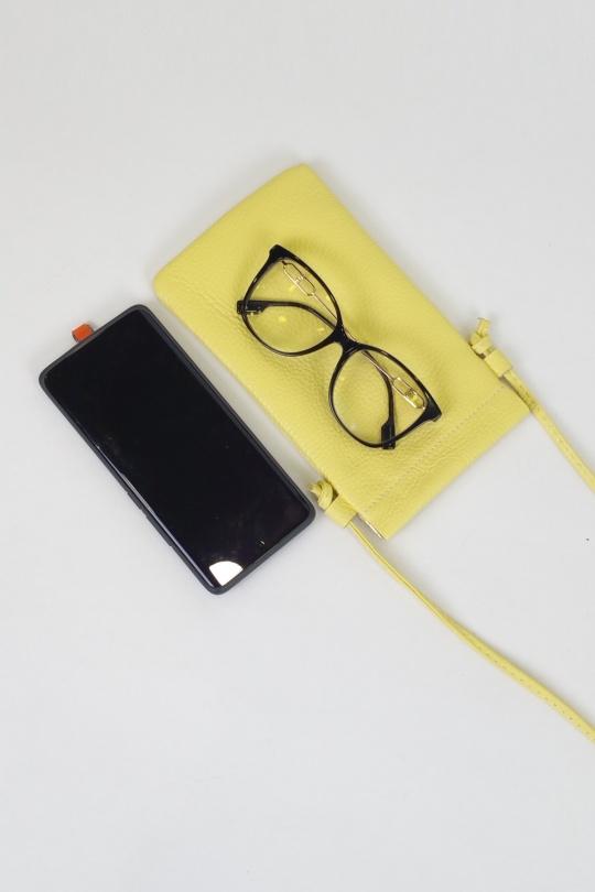 Pochettes Maroquinerie Jaune DOLLIBAG IT65 Efashion Paris