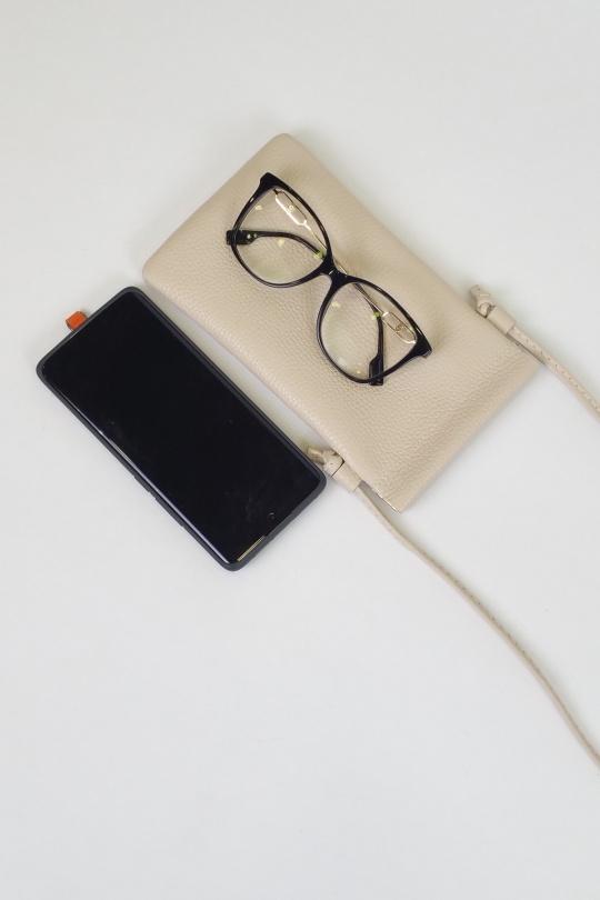 Pochettes Maroquinerie Jaune DOLLIBAG IT65 Efashion Paris