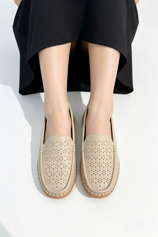 Mocassins Chaussures Noir COCO PERLA 3712 Efashion Paris