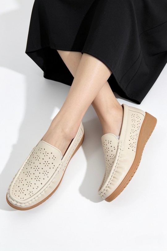 Mocassins Chaussures Noir COCO PERLA 3712 Efashion Paris