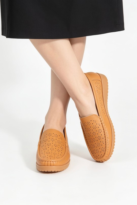 Mocassins Chaussures Noir COCO PERLA 3712 Efashion Paris
