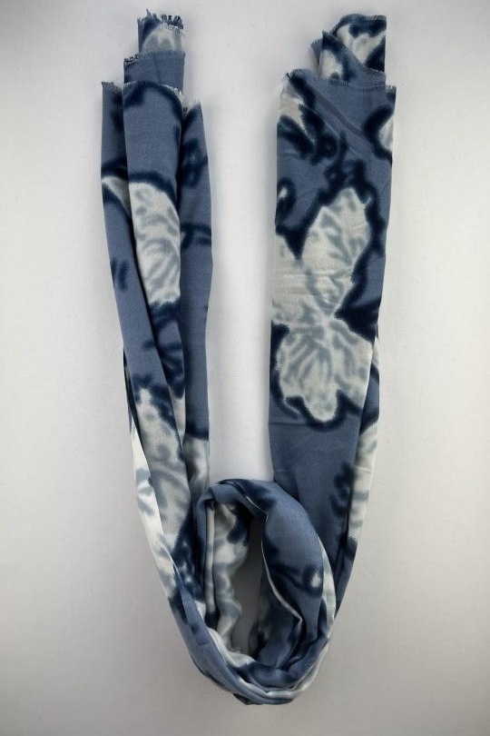 Foulards Accessoires Bleu L'EMOTION 13680719 Efashion Paris