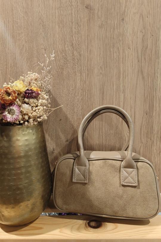 Sacs à bandoulière Maroquinerie Taupe Mogano PC301 Efashion Paris