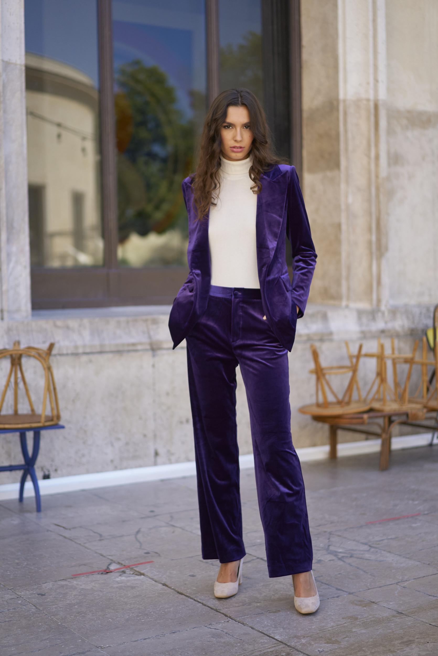 V2228-VIOLET