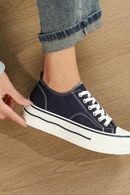 Baskets Chaussures Noir JANNI JANNI W2202 Efashion Paris