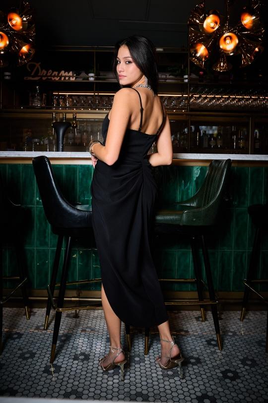 Robes mi-longues Femme Noir Luc-ce RO1635 Efashion Paris